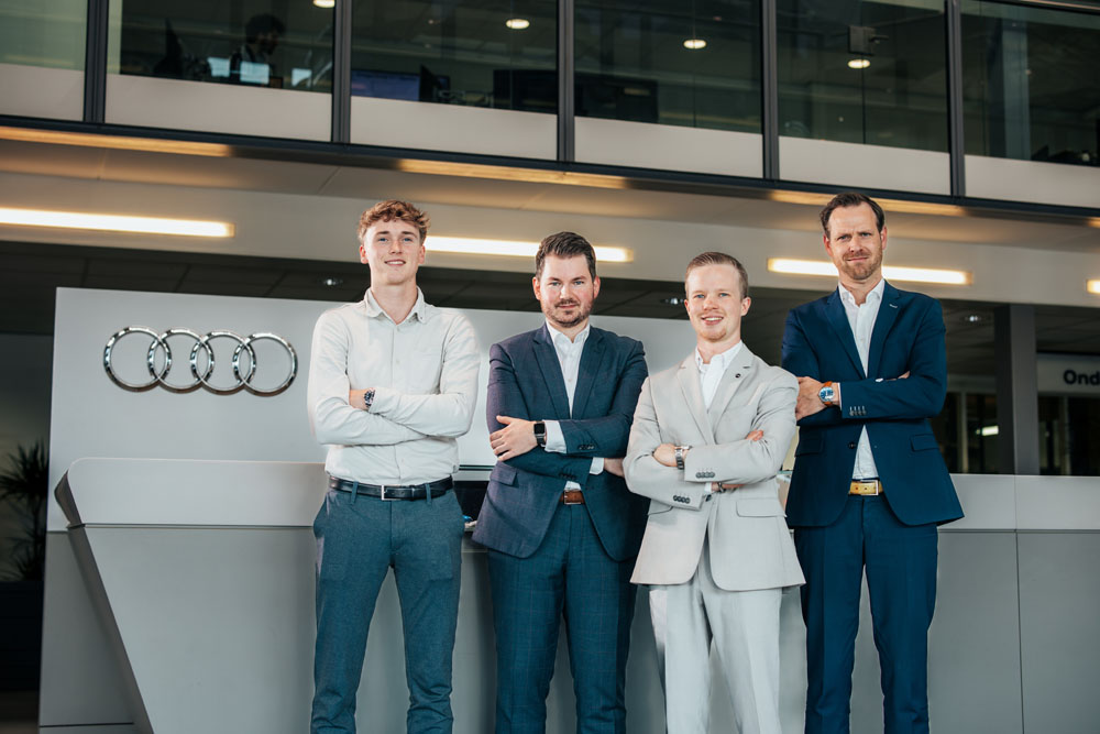 Ames Audi sales team op een rij