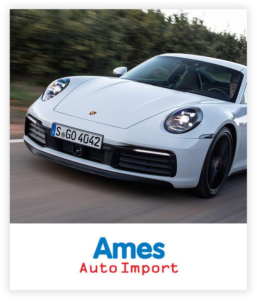 Amega trade logo met rijdende witte Porsche